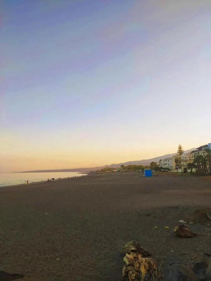 Apartamento Attico Con Ampio Terrazzo A 200 M Dalla Spiaggia Giardini-Naxos 0*,  Italia